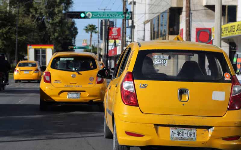 10022021taxis00