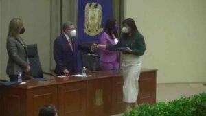 08032021universiarias00