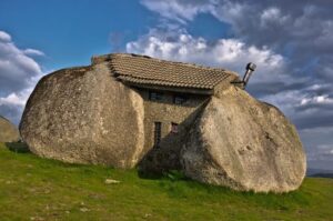 casa-piedra