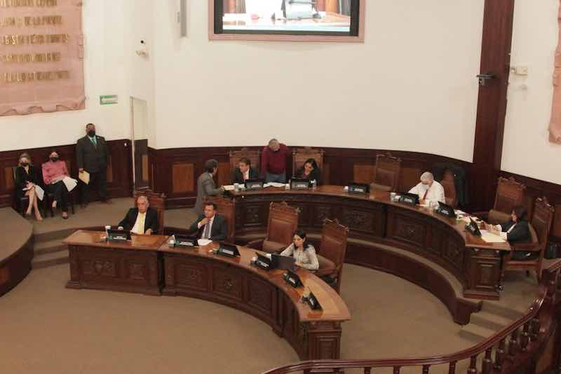 08122021congreso00