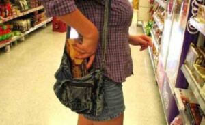 22102022farderastiendas00