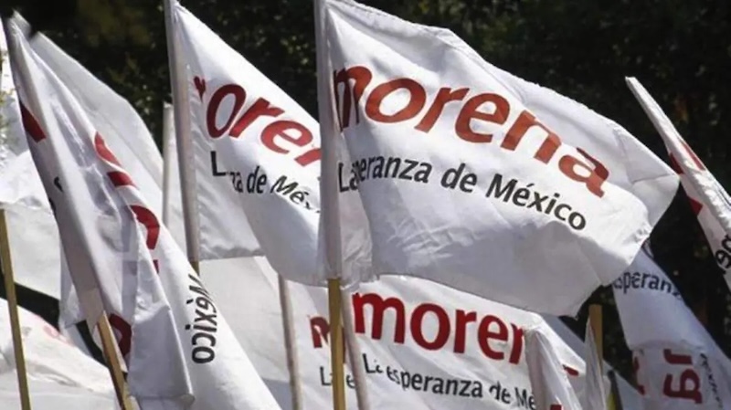 00banderasmorena1