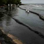 El Golfo de México herido: petróleo amenaza arrecifes y sustento de comunidades